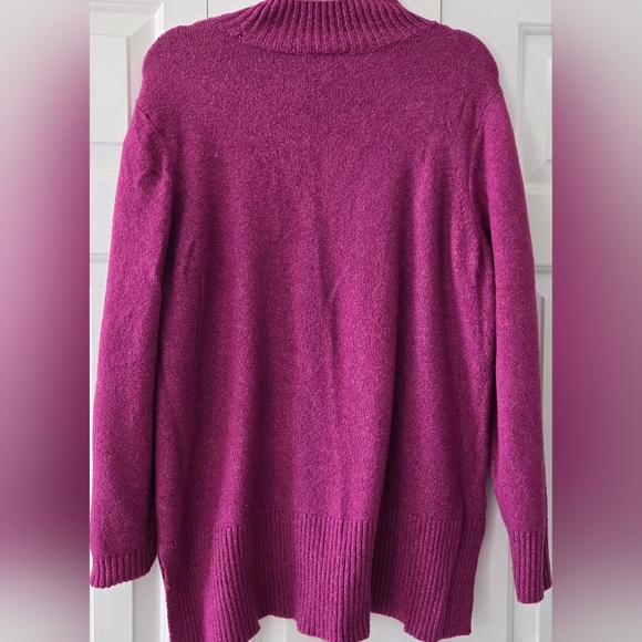 Super Soft XL Magenta Tunic Sweater - Picture 2 of 3